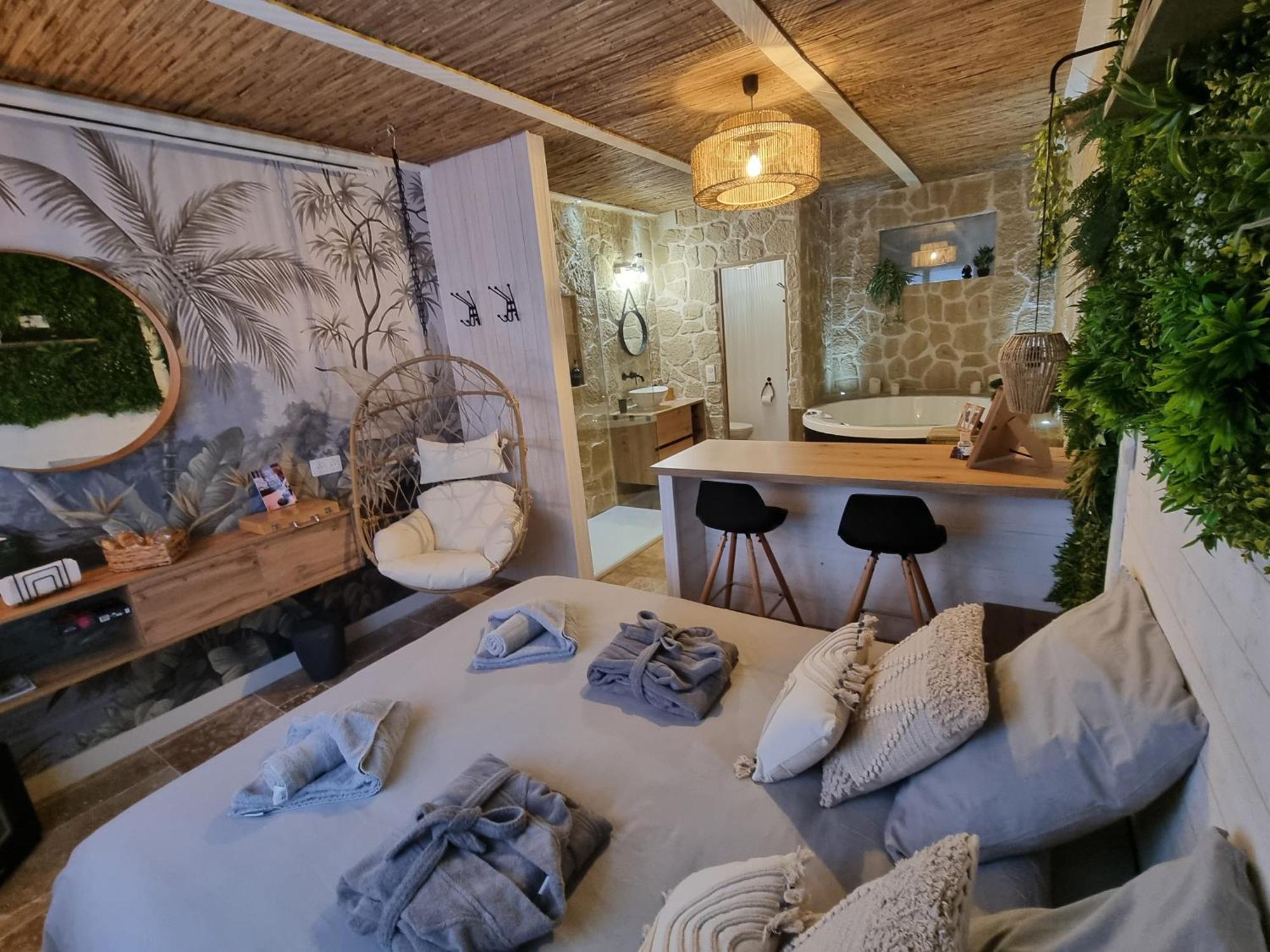 Les Spas De La Mer, Suite & Spa, Love Room, Plein Coeur Du Grau Le Grau-du-Roi Exterior foto